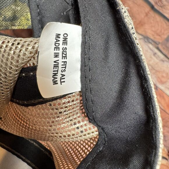 Leupold Optics Hat Cap Scope Logo Camouflage Adjustable H & L Strapback Signed - Picture 8 of 10